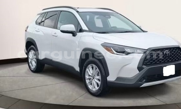 Buy Used Toyota Corolla Cross White Car in Conakry in Conakry Buy Used Toyota Corolla Cross White Car in Conakry in Conakry