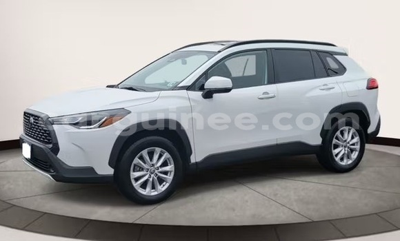 Buy Used Toyota Corolla Cross White Car in Conakry in Conakry Buy Used Toyota Corolla Cross White Car in Conakry in Conakry