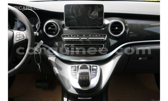 Buy Import Mercedes-Benz 250 Black Car in Import - Dubai in Conakry Buy Import Mercedes-Benz 250 Black Car in Import - Dubai in Conakry