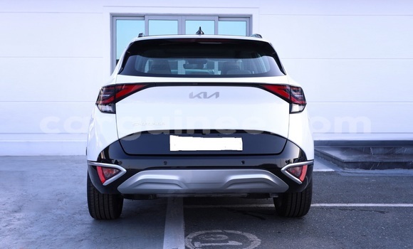 Acheter Occasion Voiture Kia Sportage Blanc à Conakry, Conakry Acheter Occasion Voiture Kia Sportage Blanc à Conakry, Conakry