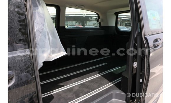 Buy Import Mercedes-Benz 250 Black Car in Import - Dubai in Conakry Buy Import Mercedes-Benz 250 Black Car in Import - Dubai in Conakry