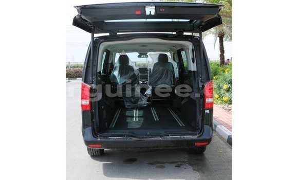 Buy Import Mercedes-Benz 250 Black Car in Import - Dubai in Conakry Buy Import Mercedes-Benz 250 Black Car in Import - Dubai in Conakry