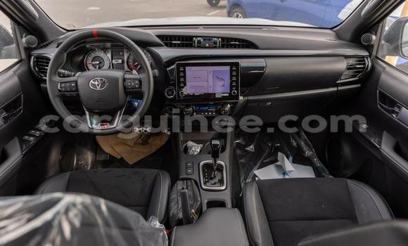 Buy New Toyota Hilux Black Car in Conakry in Conakry Buy New Toyota Hilux Black Car in Conakry in Conakry