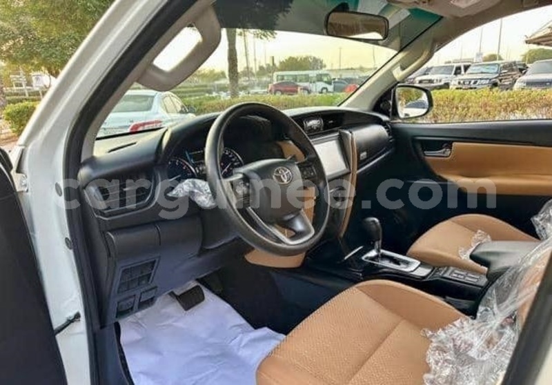 Big with watermark toyota fortuner conakry conakry 10908