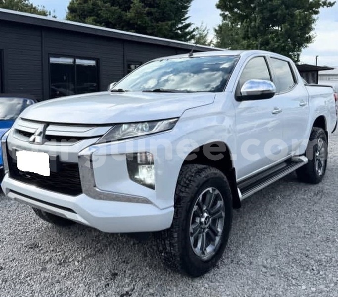 Big with watermark mitsubishi l200 conakry conakry 10916