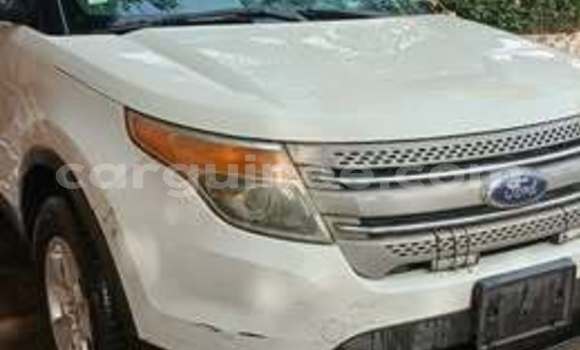 Acheter Occasion Voiture Ford Explorer Blanc à Conakry, Conakry
