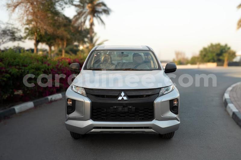 Big with watermark mitsubishi l200 conakry conakry 10969