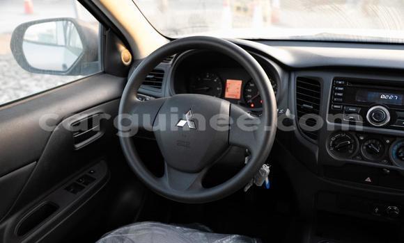 Acheter Neuf Voiture Mitsubishi L200 Gris à Conakry, Conakry Acheter Neuf Voiture Mitsubishi L200 Gris à Conakry, Conakry
