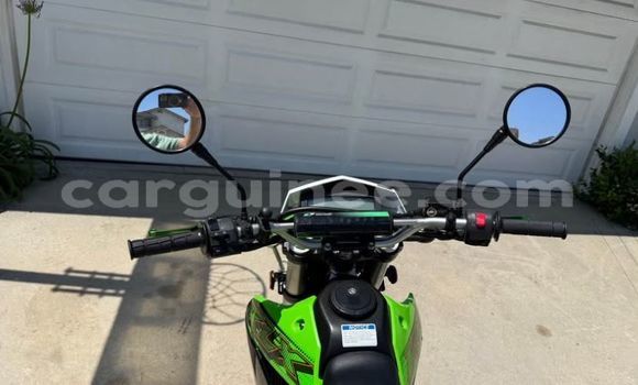 Acheter Occasion Moto Kawasaki KLX Vert à Conakry, Conakry Acheter Occasion Moto Kawasaki KLX Vert à Conakry, Conakry