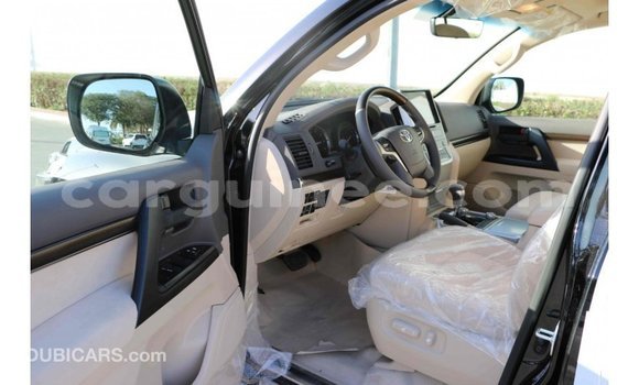 Buy Import Toyota Land Cruiser Black Car in Import - Dubai in Conakry Buy Import Toyota Land Cruiser Black Car in Import - Dubai in Conakry