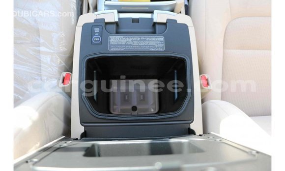 Buy Import Toyota Land Cruiser Black Car in Import - Dubai in Conakry Buy Import Toyota Land Cruiser Black Car in Import - Dubai in Conakry