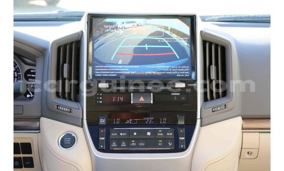 Buy Import Toyota Land Cruiser Black Car in Import - Dubai in Conakry Buy Import Toyota Land Cruiser Black Car in Import - Dubai in Conakry