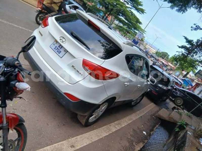 Big with watermark hyundai tucson conakry conakry 11023