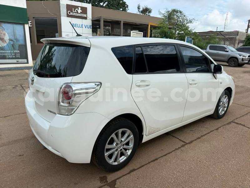 Big with watermark toyota verso conakry conakry 11033