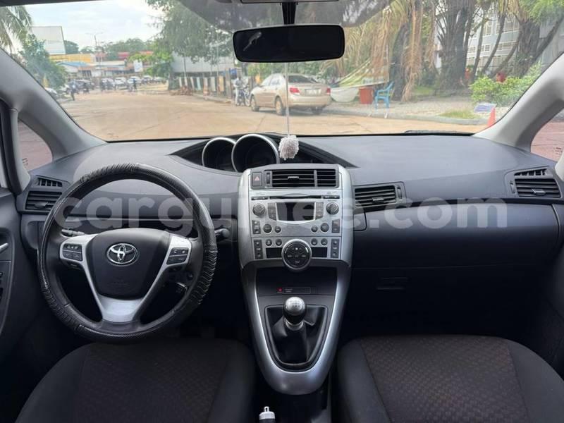 Big with watermark toyota verso conakry conakry 11033