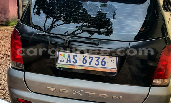 Buy Used ShuangHuan Noble Black Car in Conakry in Conakry Buy Used ShuangHuan Noble Black Car in Conakry in Conakry