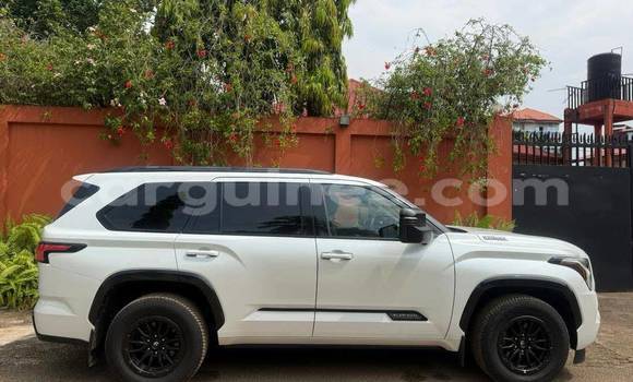 Acheter Import Voiture Toyota Sequoia Blanc à Conakry, Conakry Acheter Import Voiture Toyota Sequoia Blanc à Conakry, Conakry