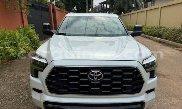 Acheter Import Voiture Toyota Sequoia Blanc à Conakry, Conakry Acheter Import Voiture Toyota Sequoia Blanc à Conakry, Conakry