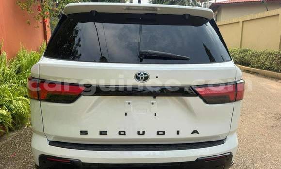 Acheter Import Voiture Toyota Sequoia Blanc à Conakry, Conakry Acheter Import Voiture Toyota Sequoia Blanc à Conakry, Conakry