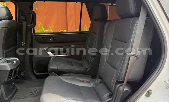 Acheter Import Voiture Toyota Sequoia Blanc à Conakry, Conakry Acheter Import Voiture Toyota Sequoia Blanc à Conakry, Conakry