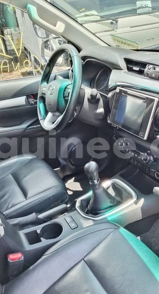 Big with watermark toyota hilux conakry conakry 11050