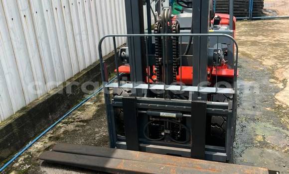 Acheter Neuf Utilitaire Caterpillar 120 Rouge à Conakry, Conakry Acheter Neuf Utilitaire Caterpillar 120 Rouge à Conakry, Conakry