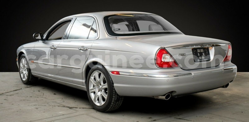 Big with watermark jaguar xj conakry conakry 11069
