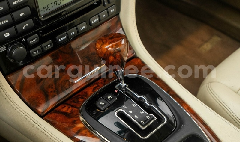 Big with watermark jaguar xj conakry conakry 11069