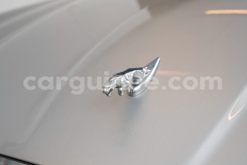 Big with watermark jaguar xj conakry conakry 11069
