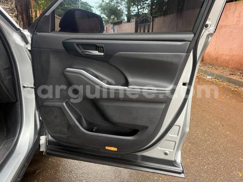 Big with watermark toyota highlander conakry conakry 11074