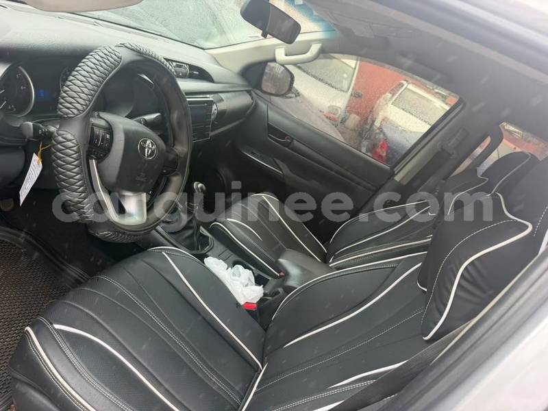 Big with watermark toyota hilux conakry conakry 11078