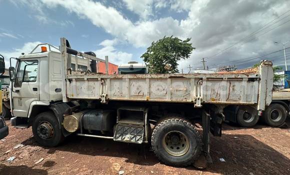 Acheter Import Utilitaire Volvo FL180 Blanc à Conakry, Conakry Acheter Import Utilitaire Volvo FL180 Blanc à Conakry, Conakry