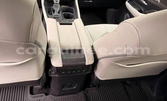 Acheter Import Voiture Toyota Highlander Blanc à Conakry, Conakry Acheter Import Voiture Toyota Highlander Blanc à Conakry, Conakry