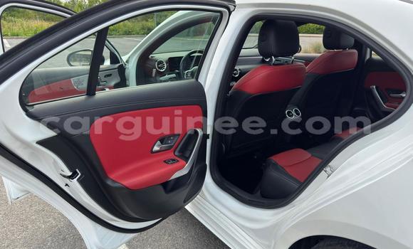 Acheter Import Voiture Mercedes-Benz A–Class Blanc à Conakry, Conakry Acheter Import Voiture Mercedes-Benz A–Class Blanc à Conakry, Conakry