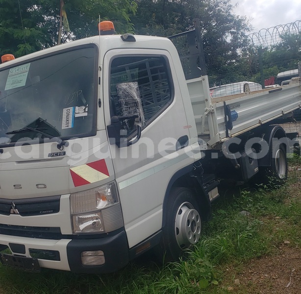 Big with watermark mitsubishi van conakry conakry 11114