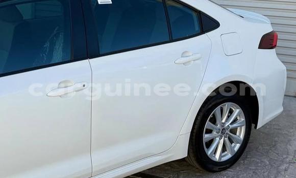 Acheter Occasion Voiture Toyota Corolla Blanc à Conakry, Conakry Acheter Occasion Voiture Toyota Corolla Blanc à Conakry, Conakry