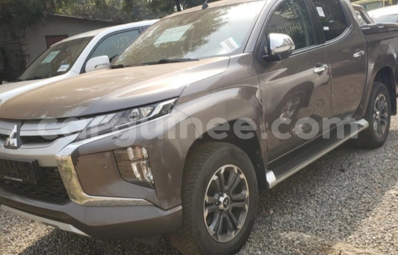 Big with watermark mitsubishi l200 conakry conakry 11122
