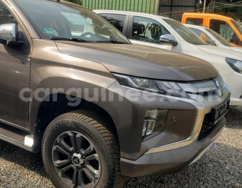 Big with watermark mitsubishi l200 conakry conakry 11122
