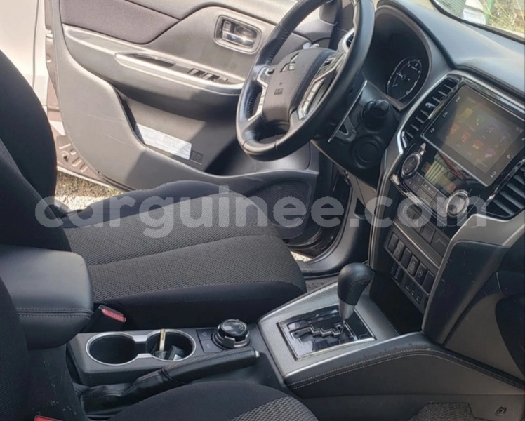 Big with watermark mitsubishi l200 conakry conakry 11122