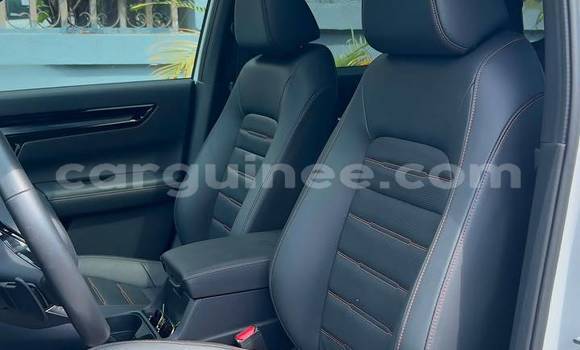 Acheter Import Voiture Honda CR–V Blanc à Conakry, Conakry Acheter Import Voiture Honda CR–V Blanc à Conakry, Conakry