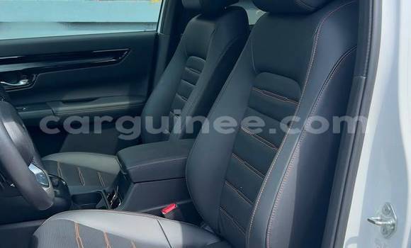 Acheter Import Voiture Honda CR–V Blanc à Conakry, Conakry Acheter Import Voiture Honda CR–V Blanc à Conakry, Conakry