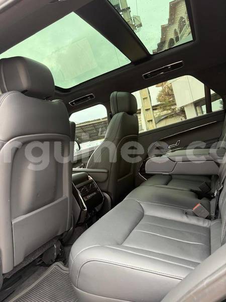 Big with watermark land rover range rover velar conakry conakry 11154