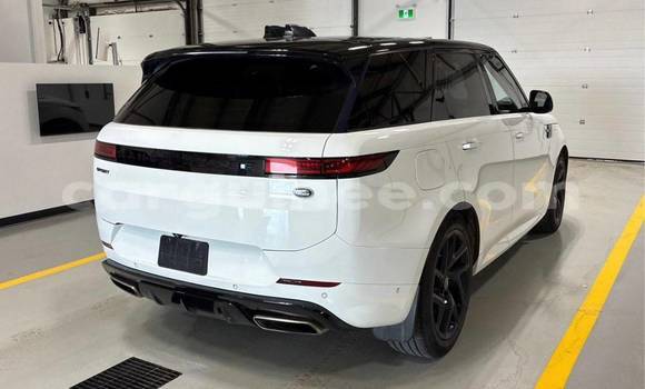 Acheter Import Voiture Land Rover Range Rover Velar Blanc à Conakry, Conakry Acheter Import Voiture Land Rover Range Rover Velar Blanc à Conakry, Conakry