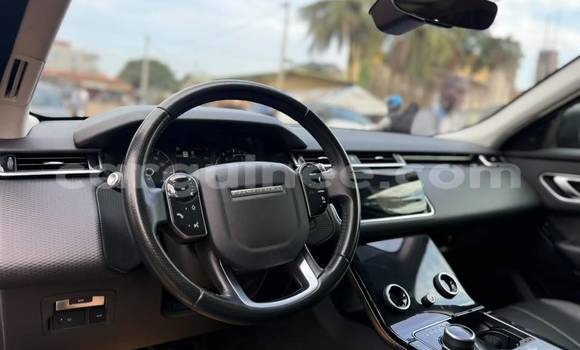 Acheter Import Voiture Land Rover Range Rover Velar Noir à Conakry, Conakry Acheter Import Voiture Land Rover Range Rover Velar Noir à Conakry, Conakry