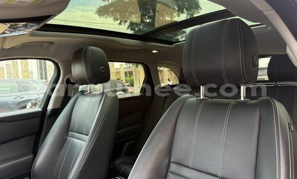 Acheter Import Voiture Land Rover Range Rover Velar Noir à Conakry, Conakry Acheter Import Voiture Land Rover Range Rover Velar Noir à Conakry, Conakry
