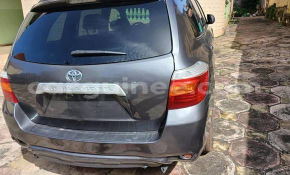 Buy Import Toyota Highlander Other Car in Conakry in Conakry