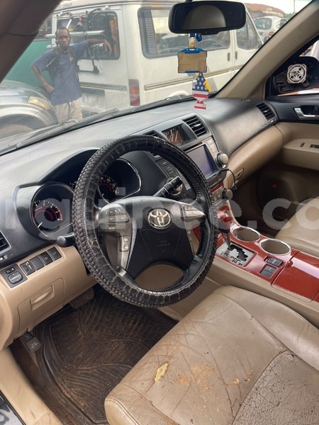 Big with watermark toyota highlander conakry conakry 11179