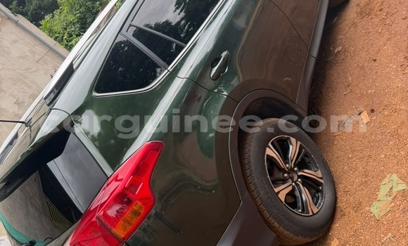 Acheter Occasion Voiture Toyota RAV4 Vert à Conakry, Conakry Acheter Occasion Voiture Toyota RAV4 Vert à Conakry, Conakry