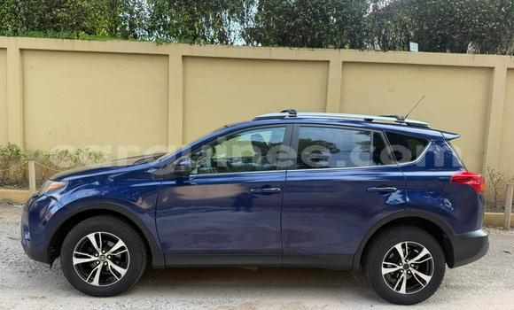 Acheter Occasion Voiture Toyota RAV4 Bleu à Conakry, Conakry