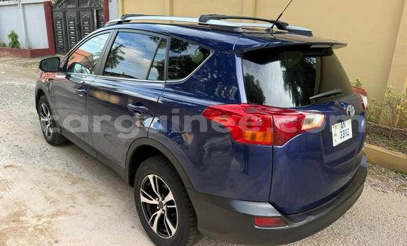 Acheter Occasion Voiture Toyota RAV4 Bleu à Conakry, Conakry Acheter Occasion Voiture Toyota RAV4 Bleu à Conakry, Conakry